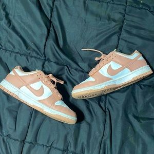 Nike Dunks Rose Whisper